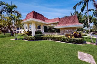 5540 Tamberlane Circle 121, Palm Beach Gardens, FL 33418