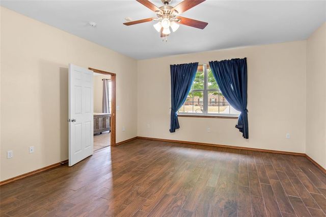 44743 Kingsbury Lane, Shawnee, OK 74801