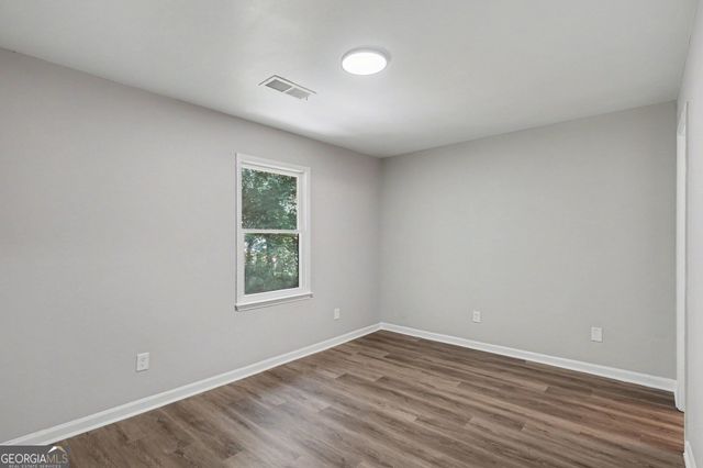 637 Hunting Creek Lane SE, Conyers, GA 30013