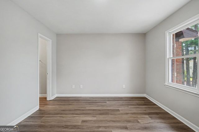 637 Hunting Creek Lane SE, Conyers, GA 30013