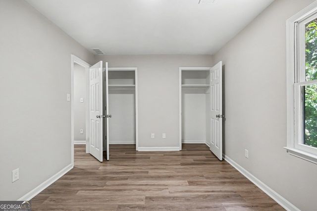 637 Hunting Creek Lane SE, Conyers, GA 30013