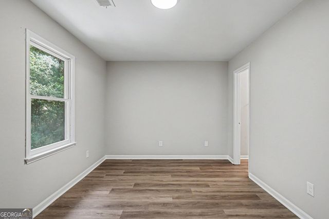 637 Hunting Creek Lane SE, Conyers, GA 30013