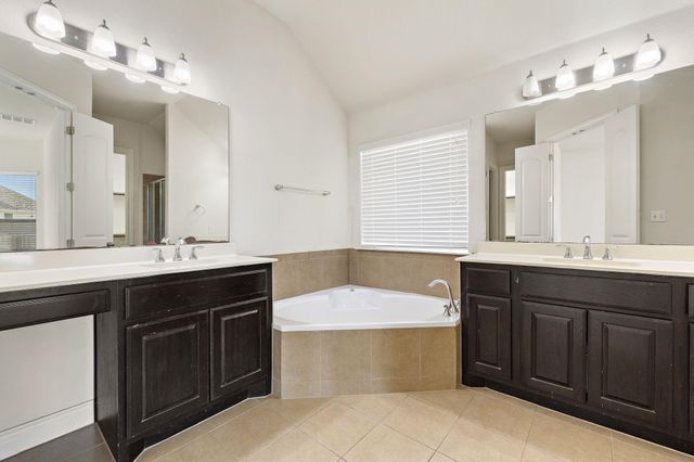 19405 Brusk LN, Pflugerville, TX 78660