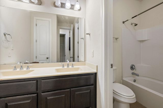 19405 Brusk LN, Pflugerville, TX 78660