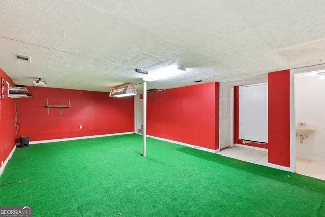 15 Putnam Street, Royston, GA 30662