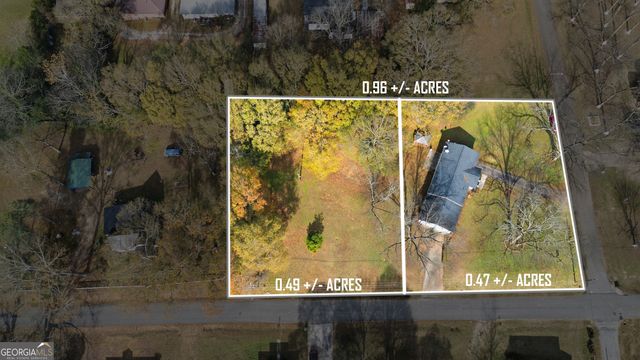 15 Putnam Street, Royston, GA 30662