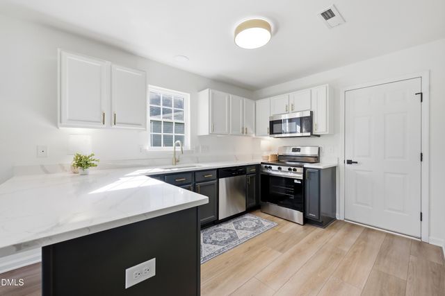 4908 Peppercorn Lane, Greensboro, NC 27406