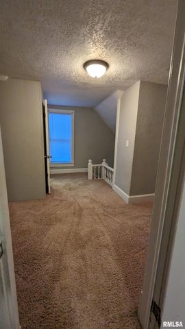 540 16TH Avenue, East Moline, IL 61244