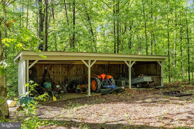 7501 HUNTERS LODGE DR, Spotsylvania, VA 22551