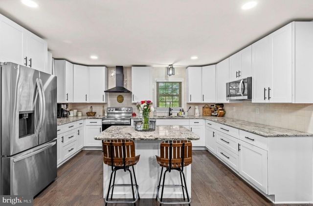 7501 HUNTERS LODGE DR, Spotsylvania, VA 22551