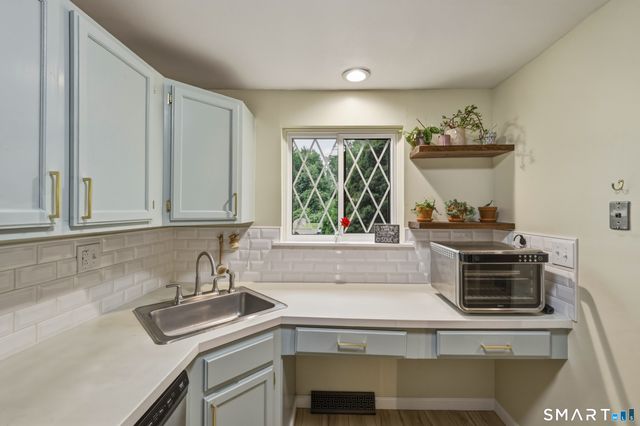 209 Cedar Hollow Drive 209, Rocky Hill, CT 06067