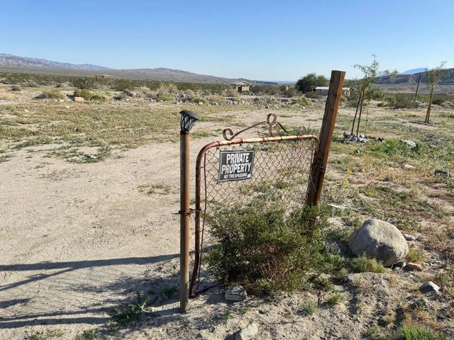 23750 Larsen Lane, Desert Hot Springs, CA 92241