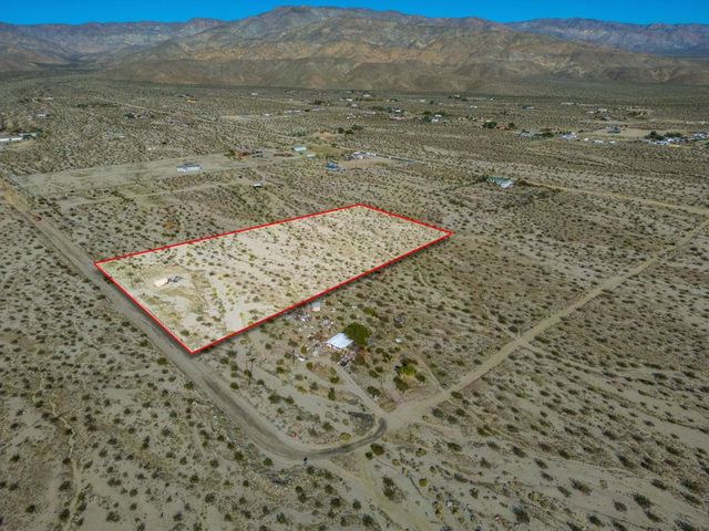 23750 Larsen Lane, Desert Hot Springs, CA 92241