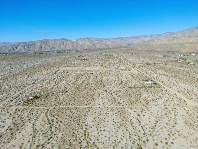 23750 Larsen Lane, Desert Hot Springs, CA 92241