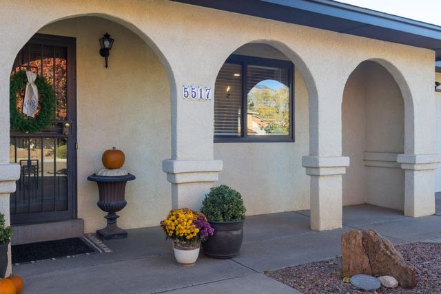 5517 Sonata Drive NE, Albuquerque, NM 87111