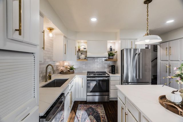 5517 Sonata Drive NE, Albuquerque, NM 87111