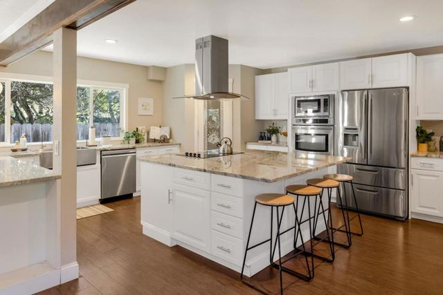 15410 Oak Hills Drive, Salinas, CA 93907