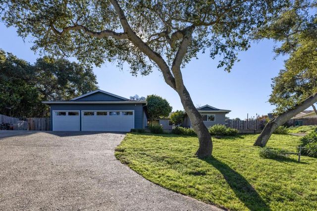 15410 Oak Hills Drive, Salinas, CA 93907