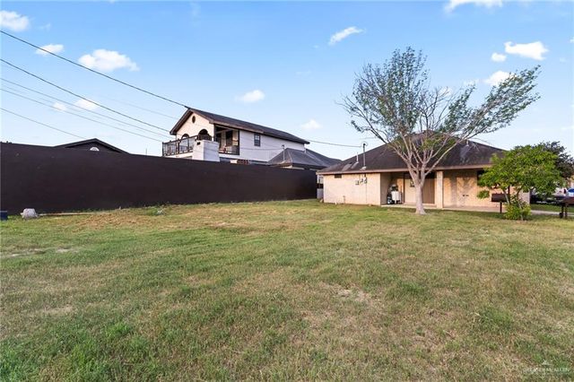 631 Toppenish Street, Rio Grande City, TX 78582