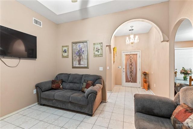 631 Toppenish Street, Rio Grande City, TX 78582