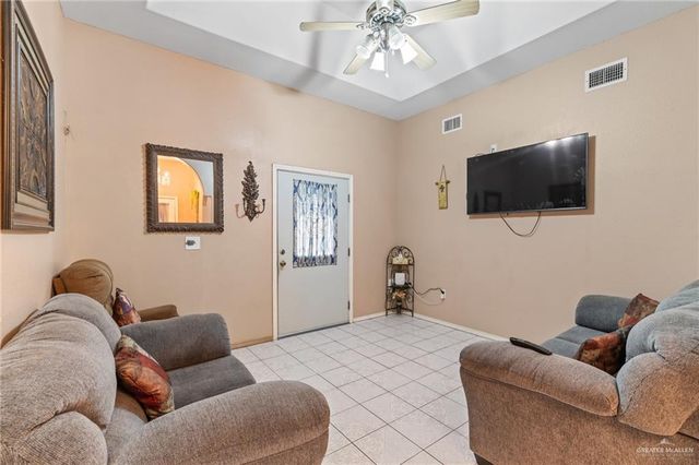 631 Toppenish Street, Rio Grande City, TX 78582