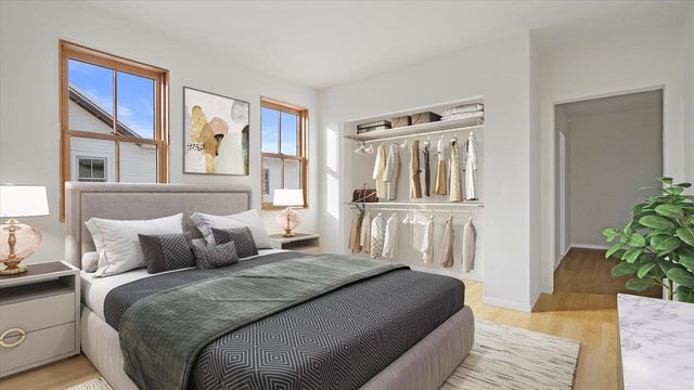 N52W6296 Mill STREET, Cedarburg, WI 53012