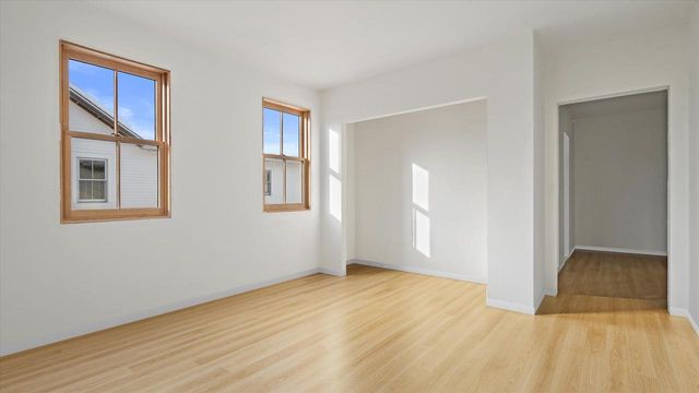 N52W6296 Mill STREET, Cedarburg, WI 53012