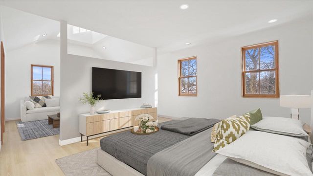 N52W6296 Mill STREET, Cedarburg, WI 53012