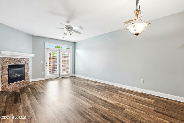 1045 Ryans Court, Wilmington, NC 28412