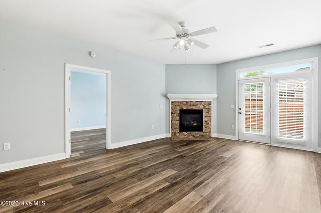 1045 Ryans Court, Wilmington, NC 28412