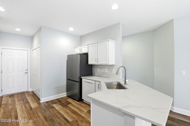 1045 Ryans Court, Wilmington, NC 28412
