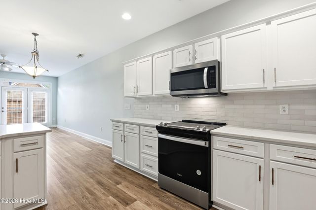 1045 Ryans Court, Wilmington, NC 28412