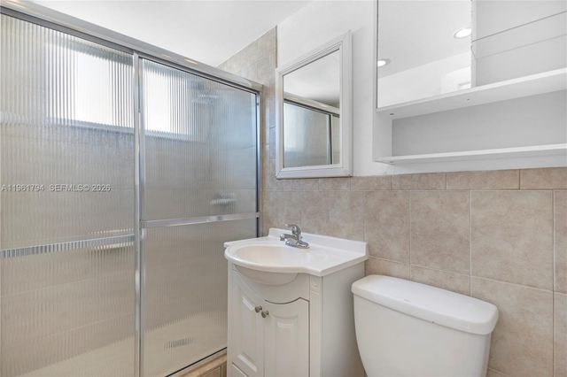 315 69th St 112, Miami Beach, FL 33141