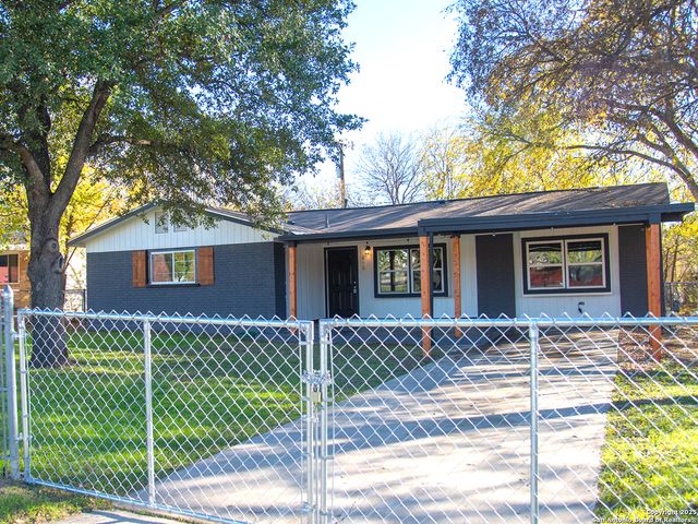 410 Blaze, San Antonio, TX 78218