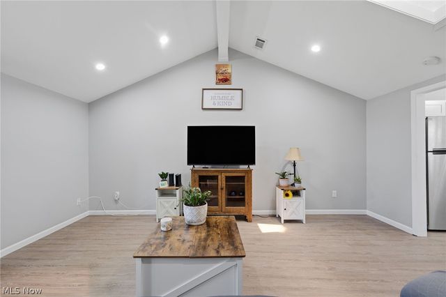 5599 Grove Avenue, Mentor, OH 44060