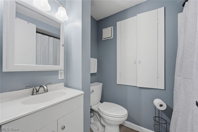 5599 Grove Avenue, Mentor, OH 44060