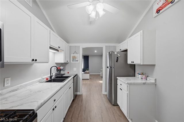5599 Grove Avenue, Mentor, OH 44060