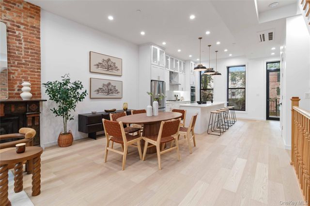 725 Quincy Street, Brooklyn, NY 11221