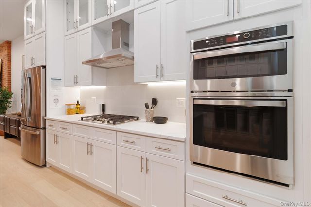 725 Quincy Street, Brooklyn, NY 11221