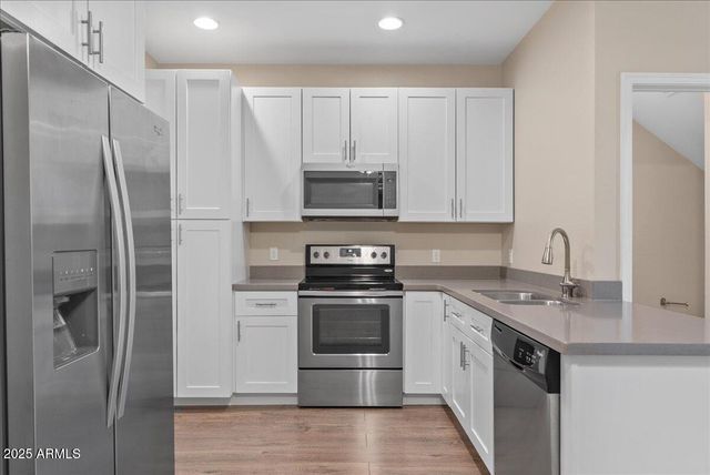 1406 W MAIN Street 117, Mesa, AZ 85201