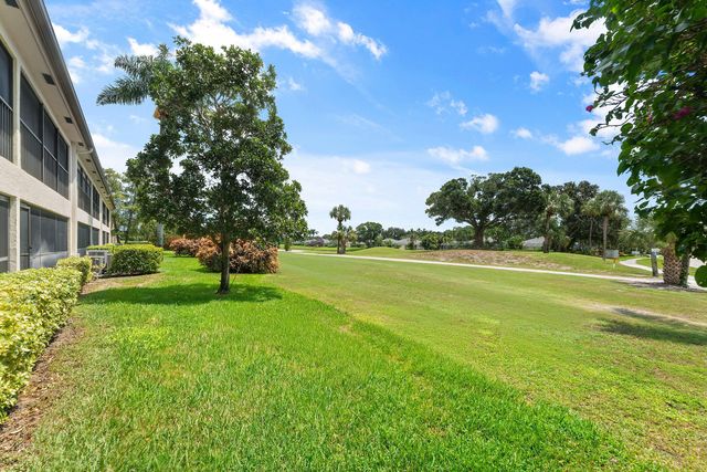 1502 PINECREST Circle C, Jupiter, FL 33458