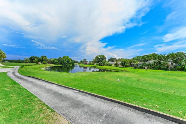 1502 PINECREST Circle C, Jupiter, FL 33458