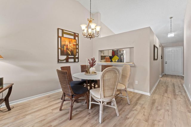 1502 PINECREST Circle C, Jupiter, FL 33458