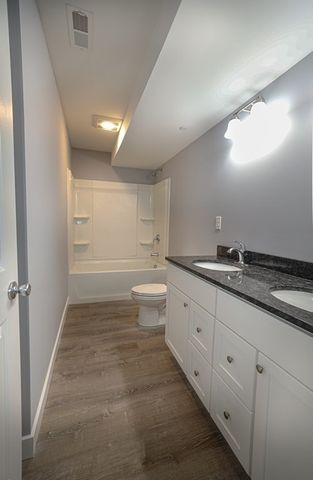 17 Marshall 3, Lowell, MA 01851