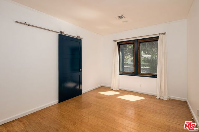 1743 Robson Avenue, Santa Monica, CA 90405
