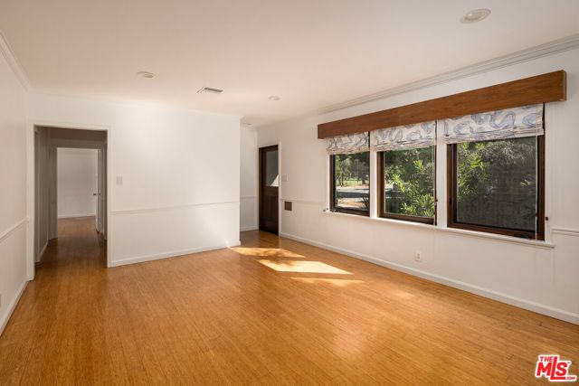 1743 Robson Avenue, Santa Monica, CA 90405