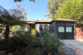 1743 Robson Avenue, Santa Monica, CA 90405