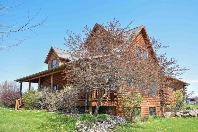 N6512 STATE ROAD 22, Wild Rose, WI 54984