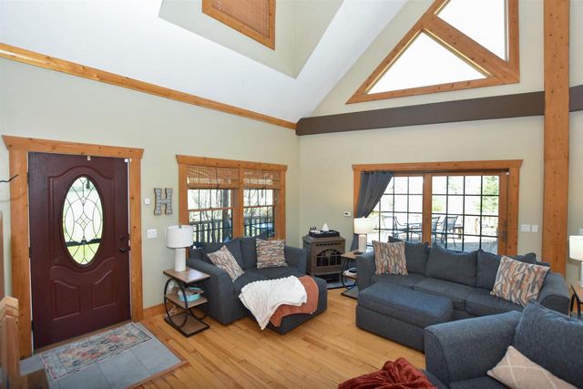 N6512 STATE ROAD 22, Wild Rose, WI 54984
