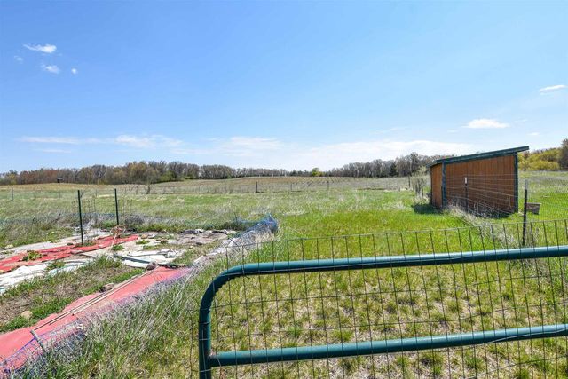 N6512 STATE ROAD 22, Wild Rose, WI 54984
